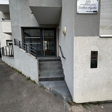 L'Havana : Proche Gare Partdieu / Aeroport / Groupama Stadium Villeurbanne Zewnętrze zdjęcie